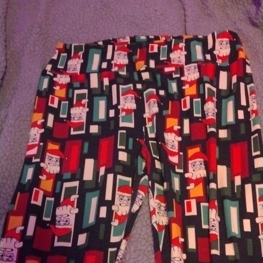 Child's Christmas leggings .